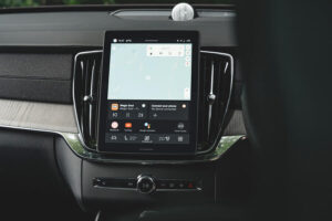Volvo XC90 Review 2025, Price &...